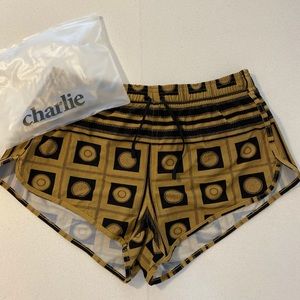 Charlie by MZ Grecian Print Sun Short NWOT